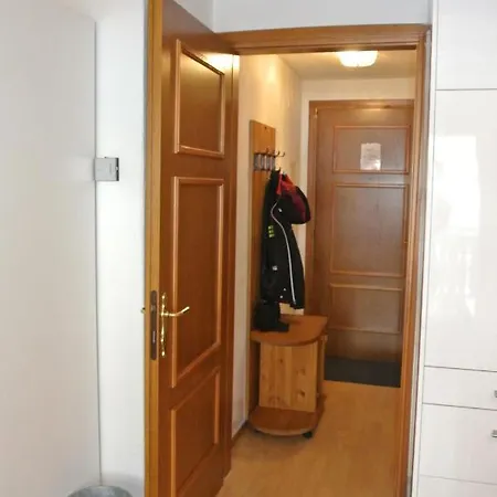Apt- 12 Appartement *